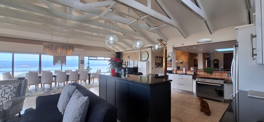 4 Bedroom Property for Sale in Witsand Western Cape